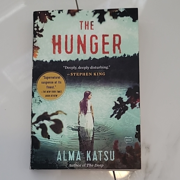 The Hunger by - Paperback - Picture 1 of 2